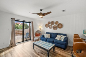 Bumble Beach Townhome, Dog Friendly, Free Activities Included!